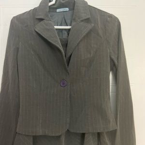 Chic blazer/skirt combo